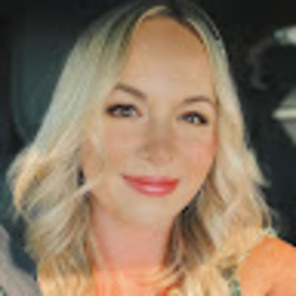 Meet your Posher, Tiffany